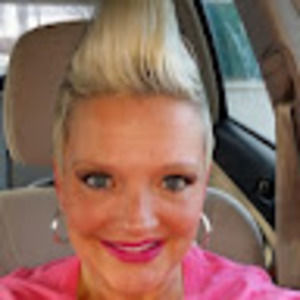 Meet your Posher, Carrie ann